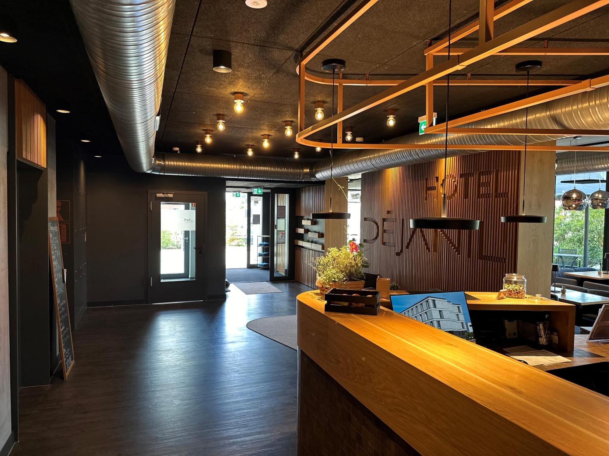 Akzent Hotel Dejanil Burgdorf  Zewnętrze zdjęcie